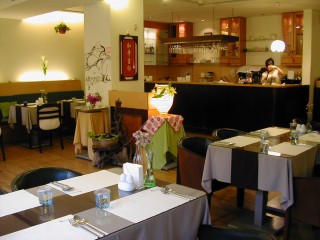 SU蔬食餐廳 SU Repast