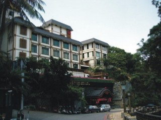 百樂匯溫泉飯店 BROADWAY HOTSPRING HOTEL
