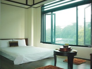 百樂匯溫泉飯店 BROADWAY HOTSPRING HOTEL